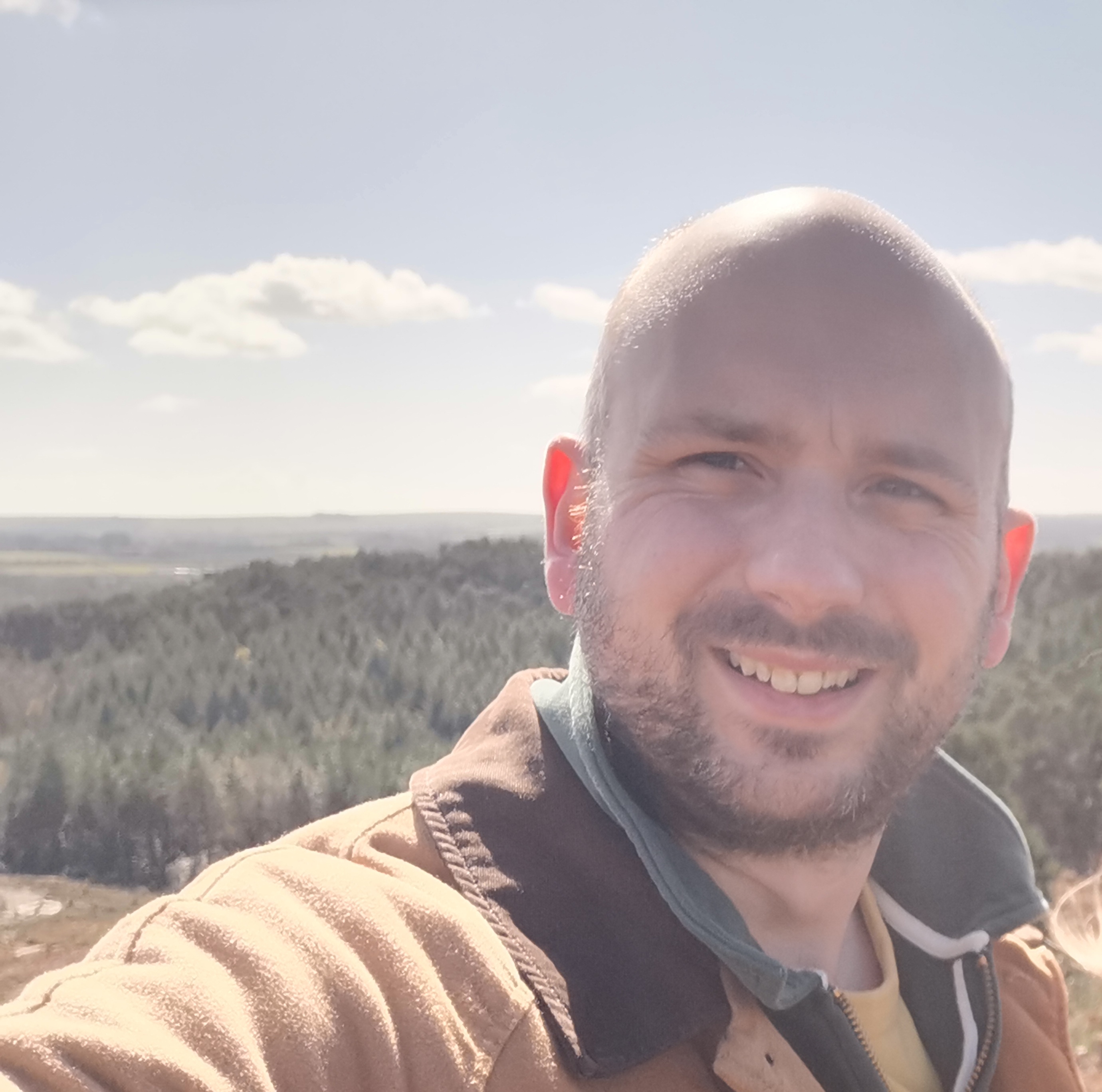 <title of image as alt>